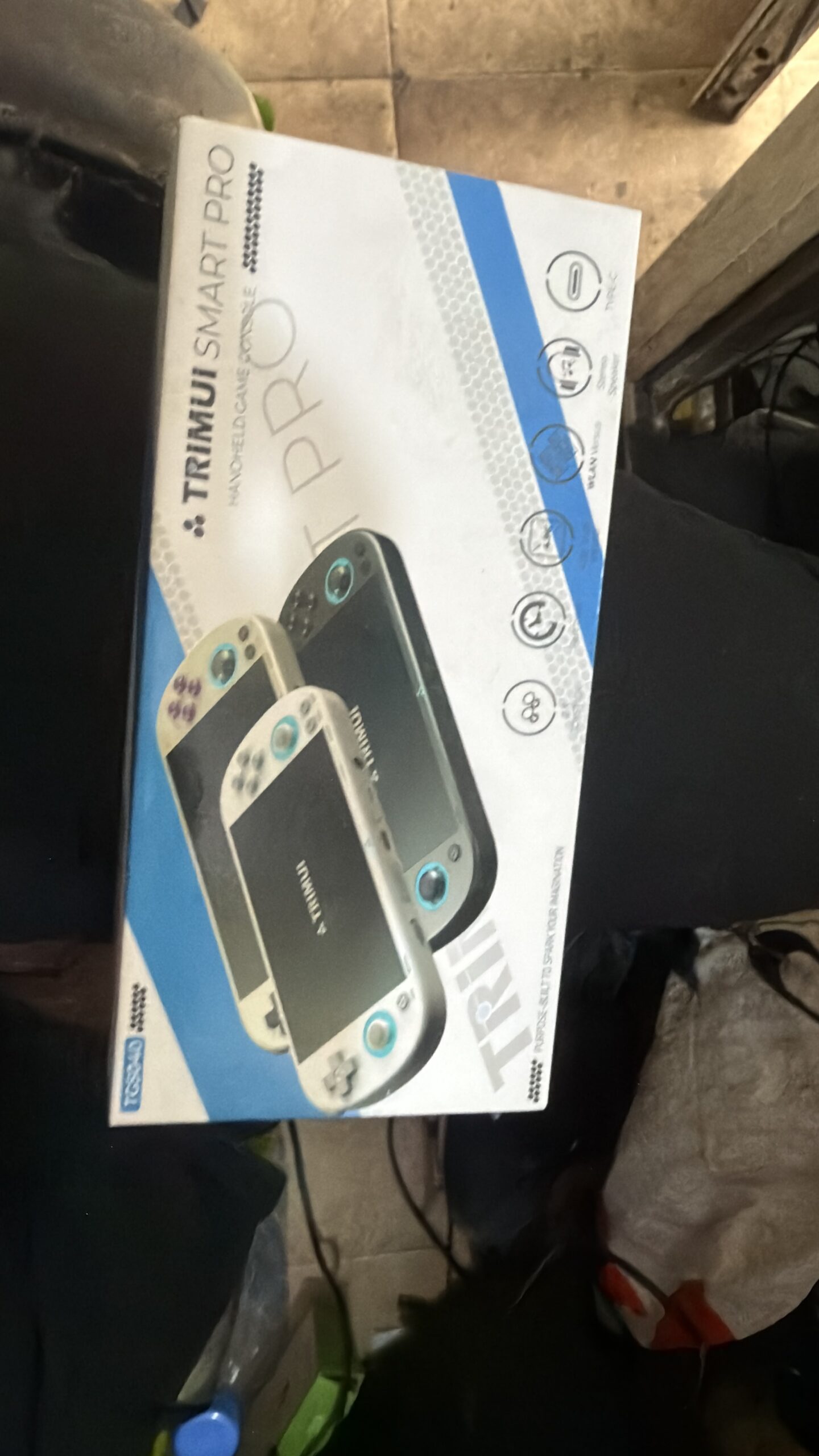 Console de jeux portable Trimui Smart Pro - Blanc